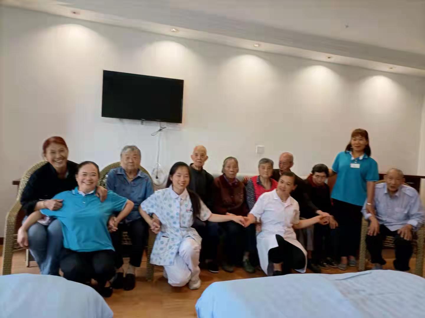 ���Է���